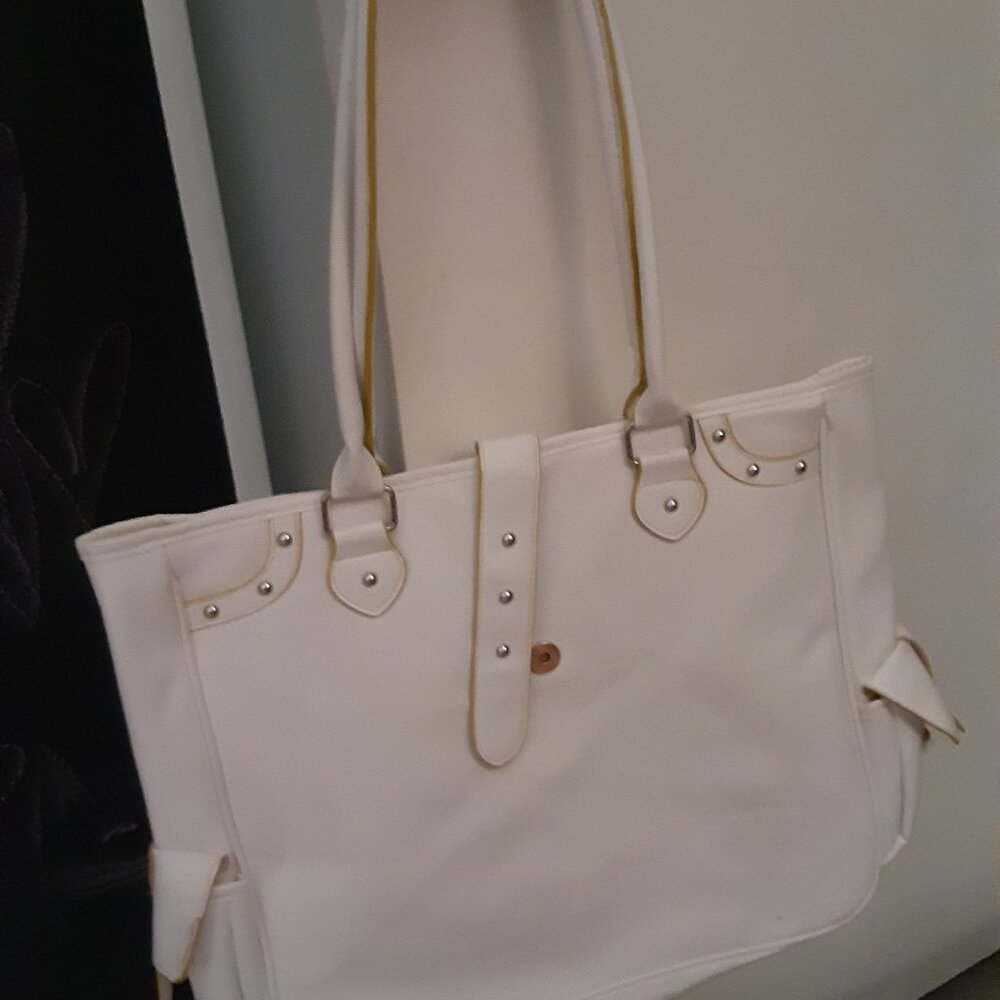White Shoulder BAg